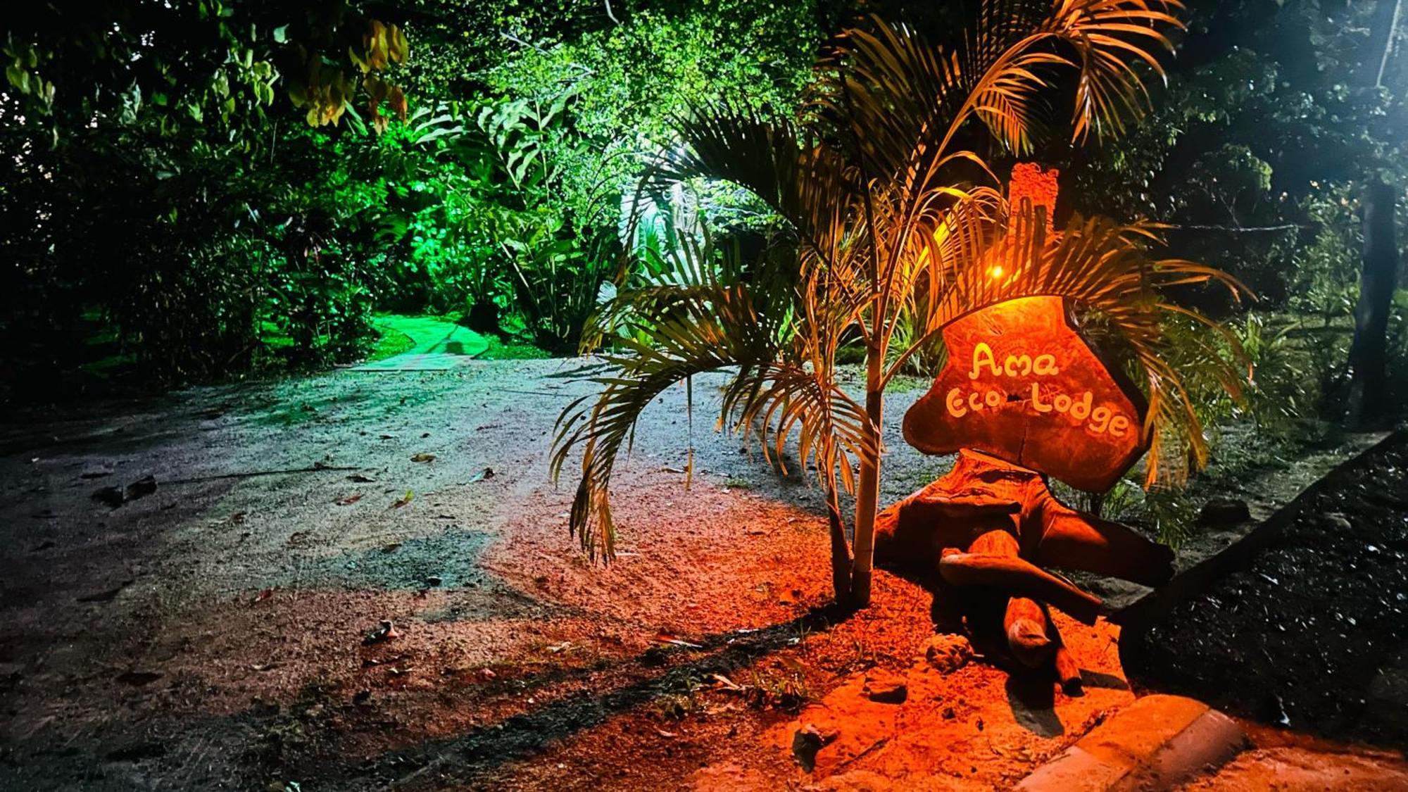Ama Eco Lodge Сігірія Екстер'єр фото